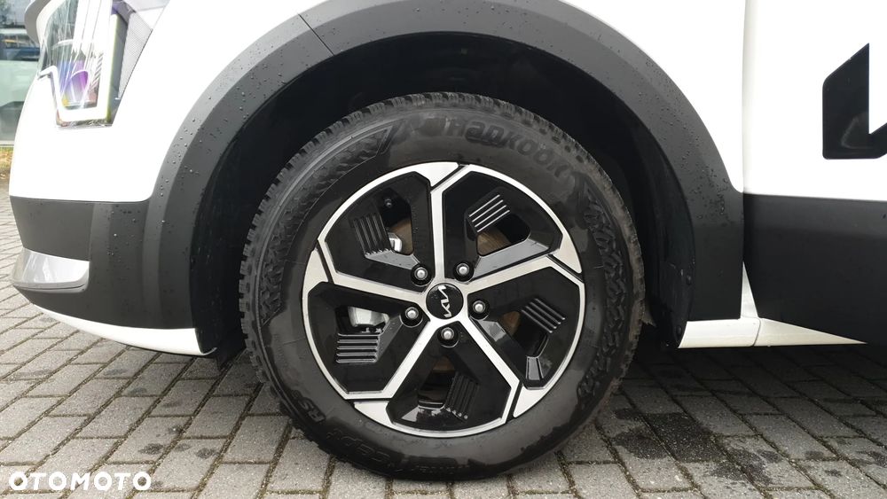 Kia Niro 1.6 GDI Hybrid M - 18