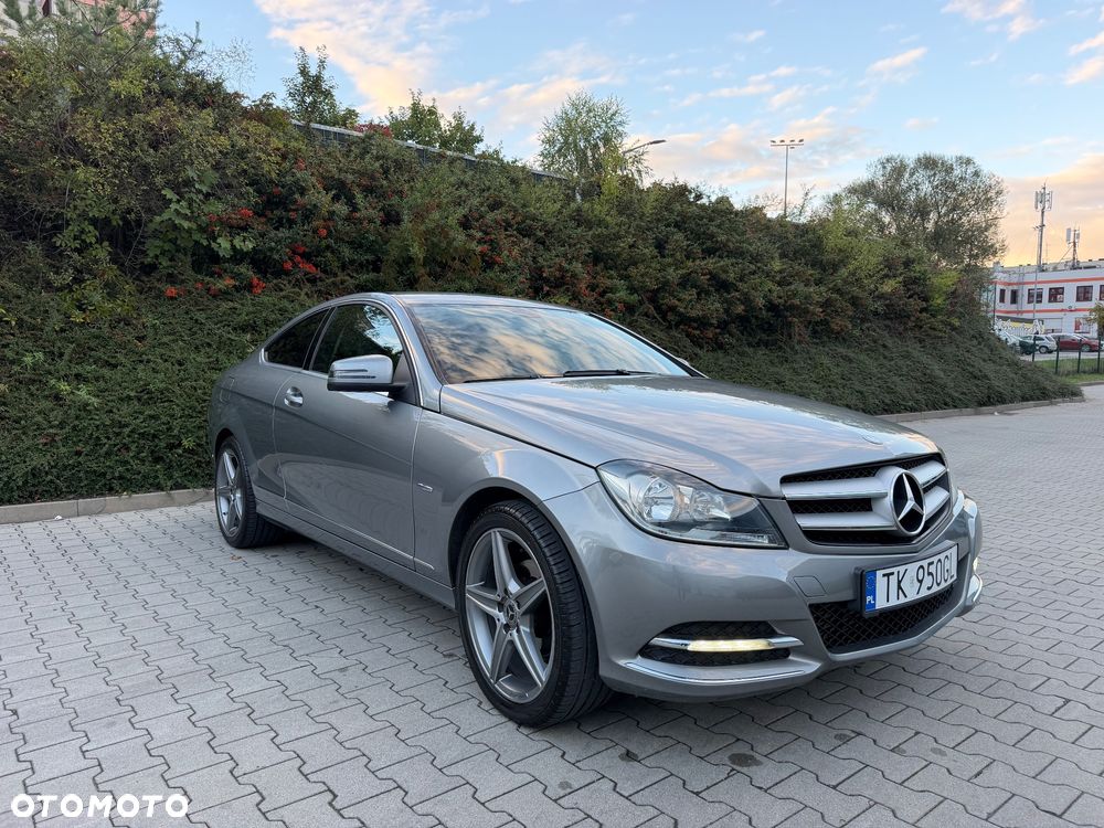 Mercedes-Benz Klasa C 180 BlueEFFICIENCY - 12