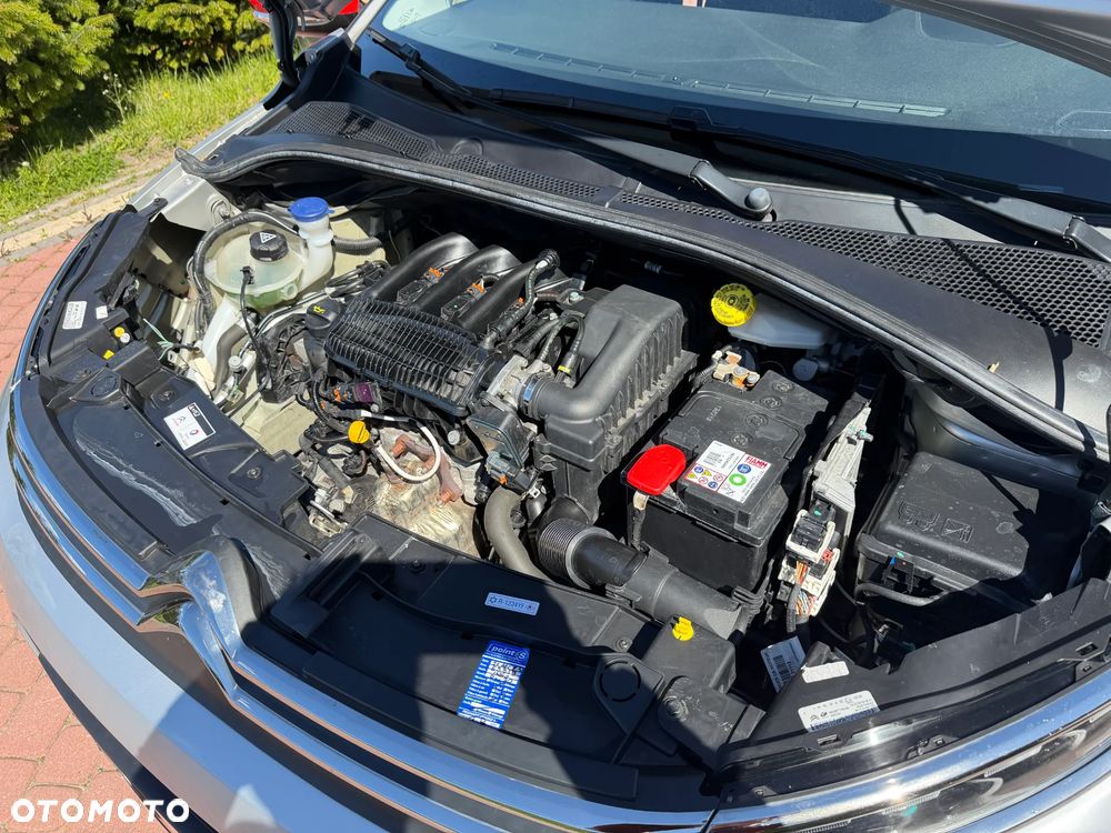 Citroën C3 1.2 PureTech Shine - 10