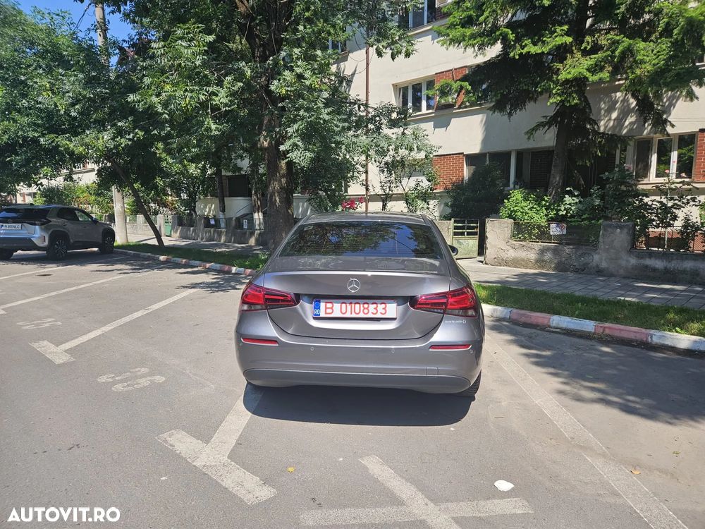 Mercedes-Benz A 180 d Sedan 8G-DCT - 15