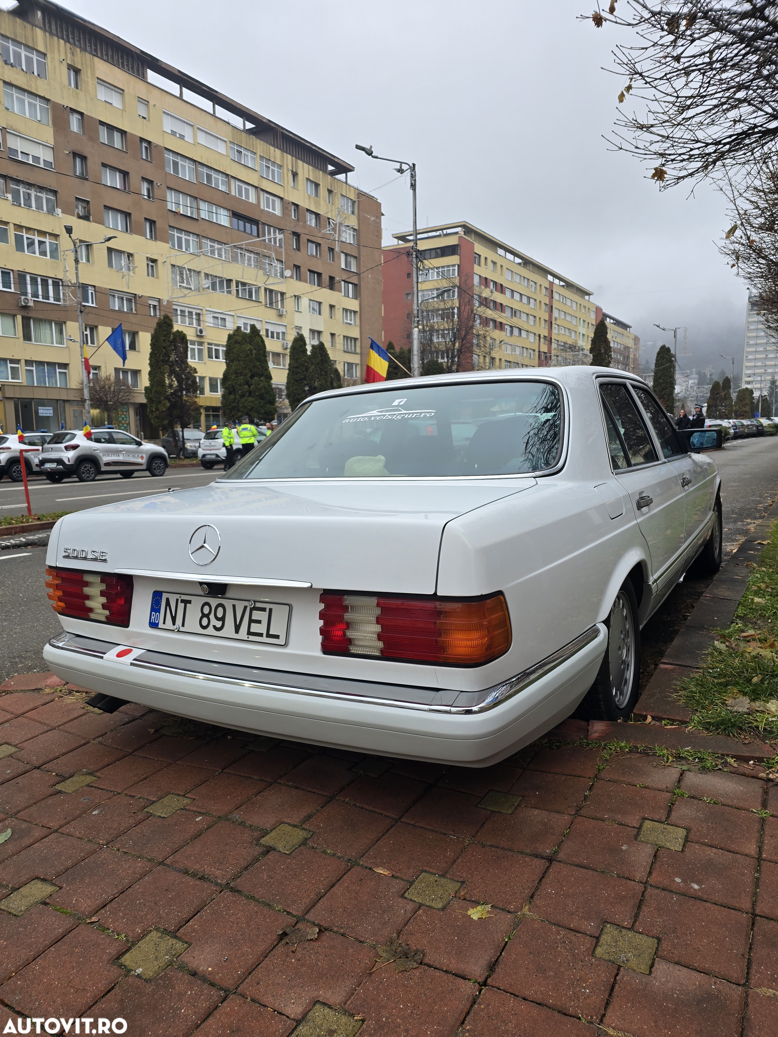 Mercedes-Benz W126 - 21