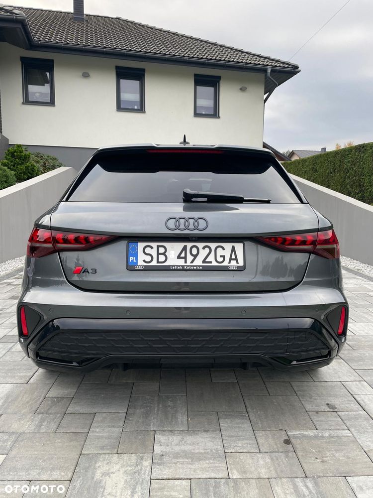 Audi A3 Sportback - 2