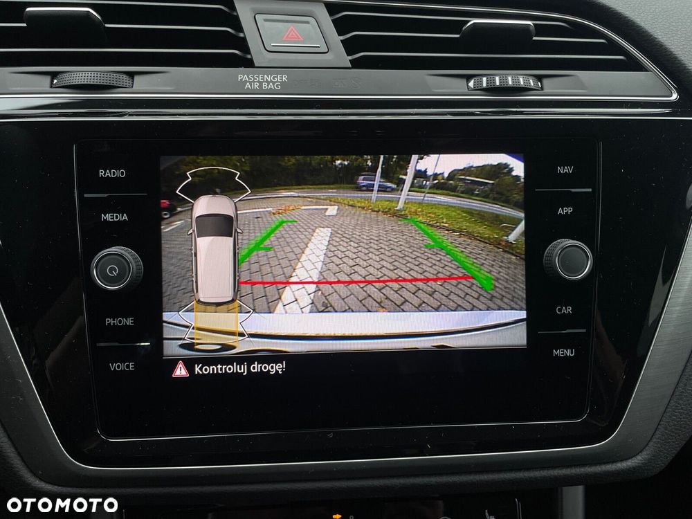 Volkswagen Touran 1.5 TSI EVO Comfortline Plus DSG - 21