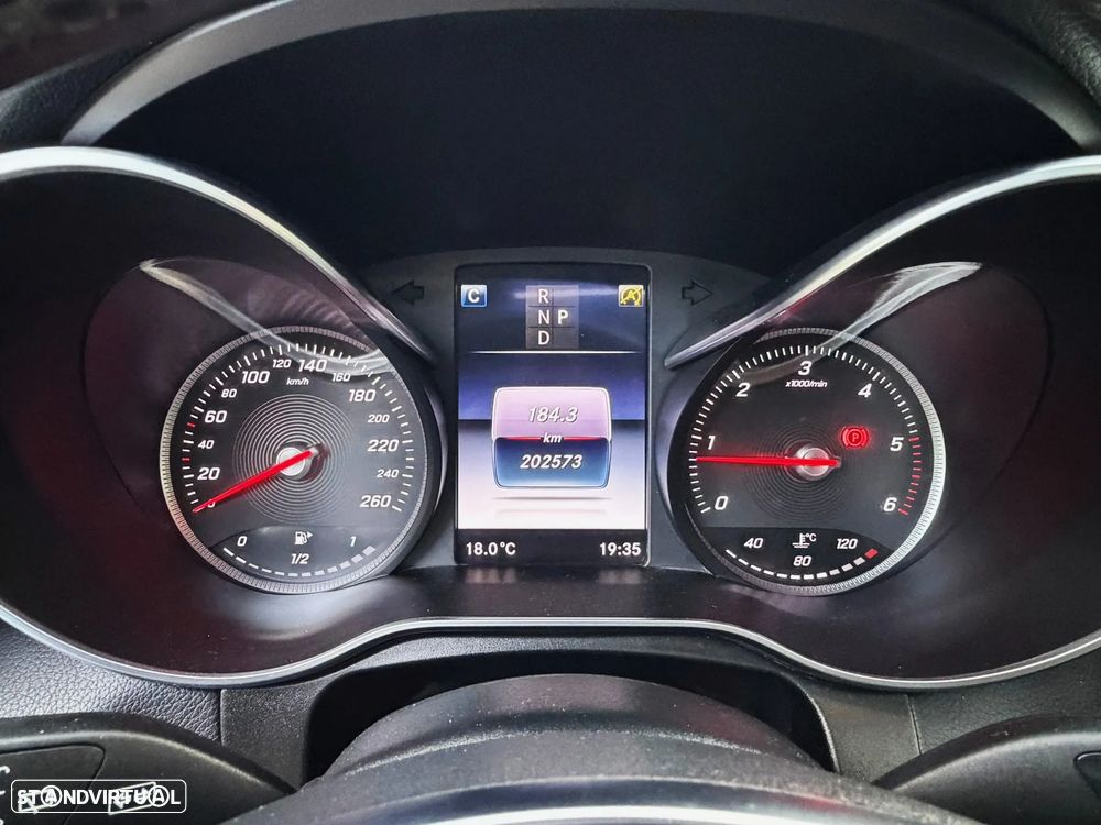 Mercedes-Benz GLC 220 d 4Matic 9G-TRONIC AMG Line - 15