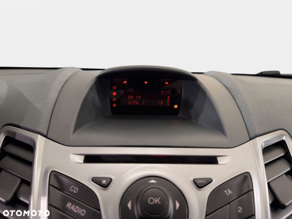 Ford Fiesta - 17