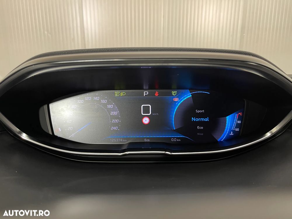 Peugeot 5008 1.5L BlueHDI EAT8 S&S Allure - 30