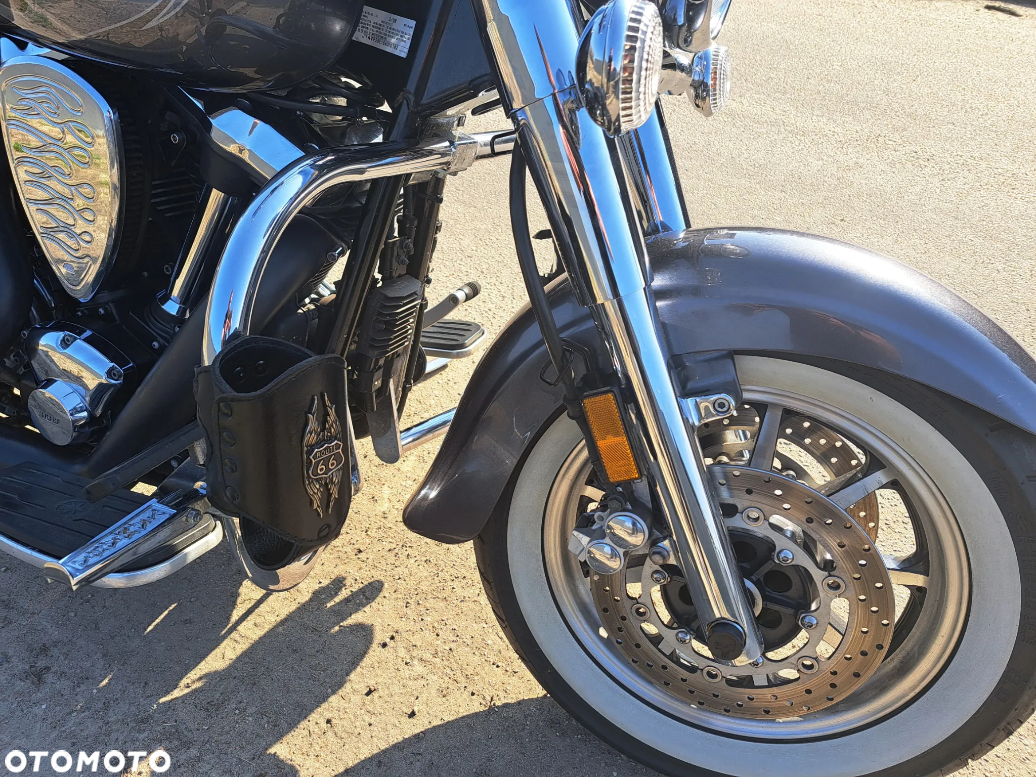 Yamaha Road Star - 8