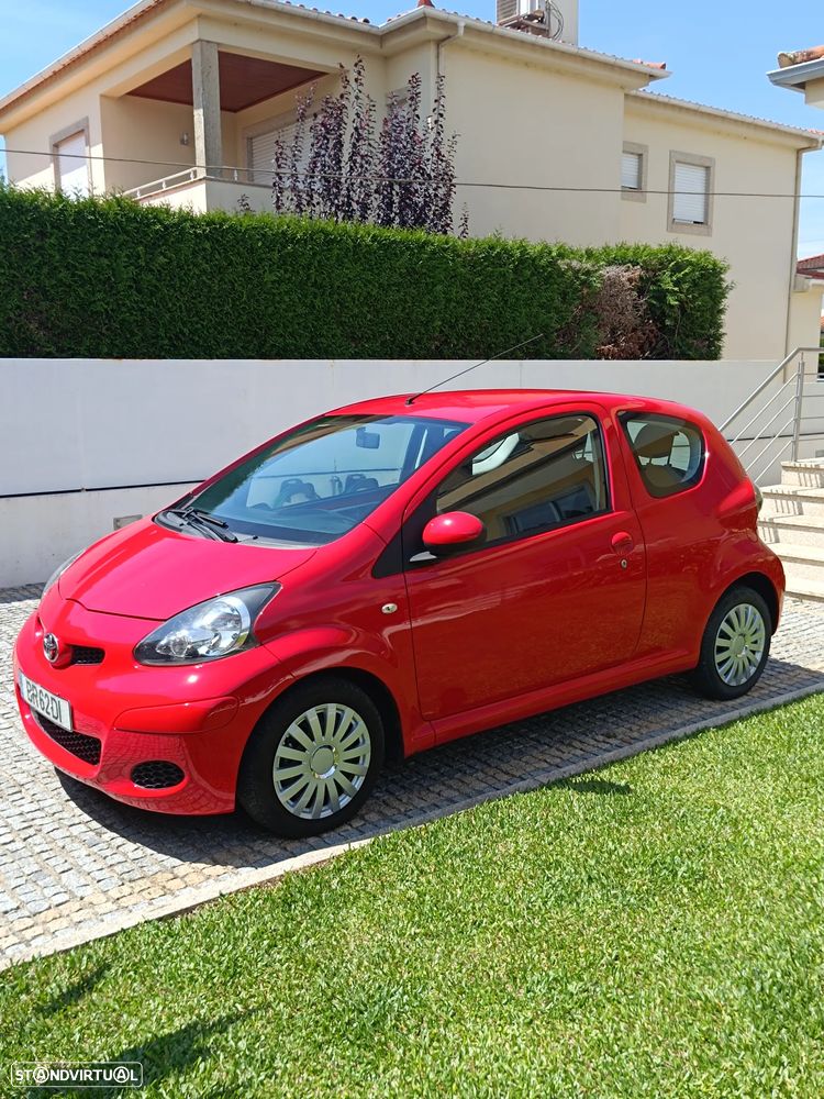 Toyota Aygo Standard - 10