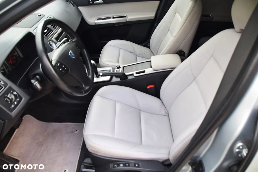 Volvo V50 T5 AWD Summum - 6