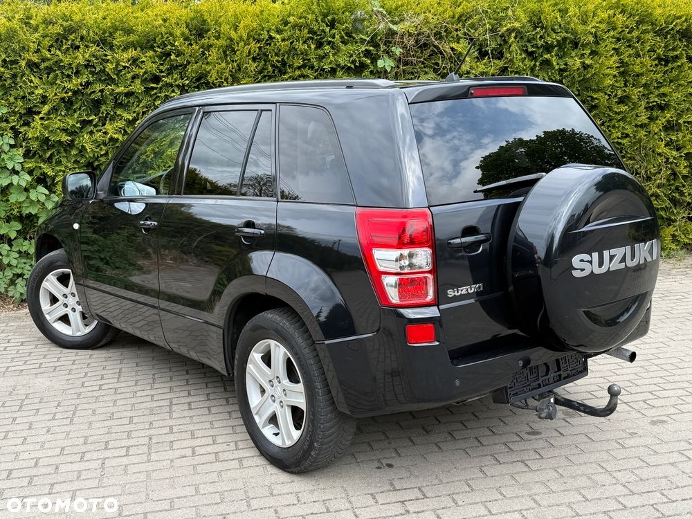 Suzuki Grand Vitara 2.0 Club - 7
