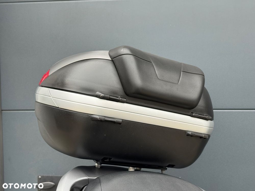 Suzuki Burgman - 9