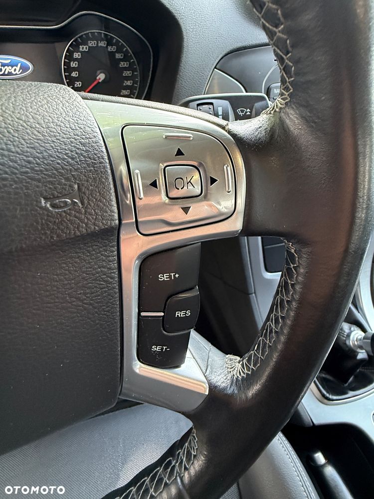 Ford Mondeo - 15