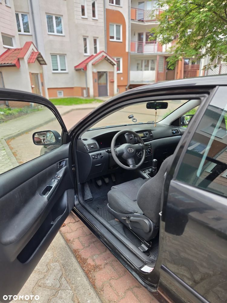 Toyota Corolla 1.4 D-4D Terra Polaris - 3