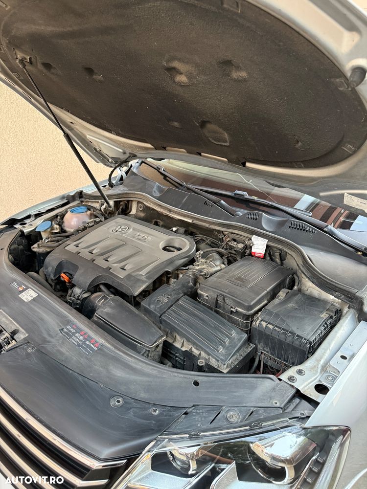 Volkswagen Passat - 24