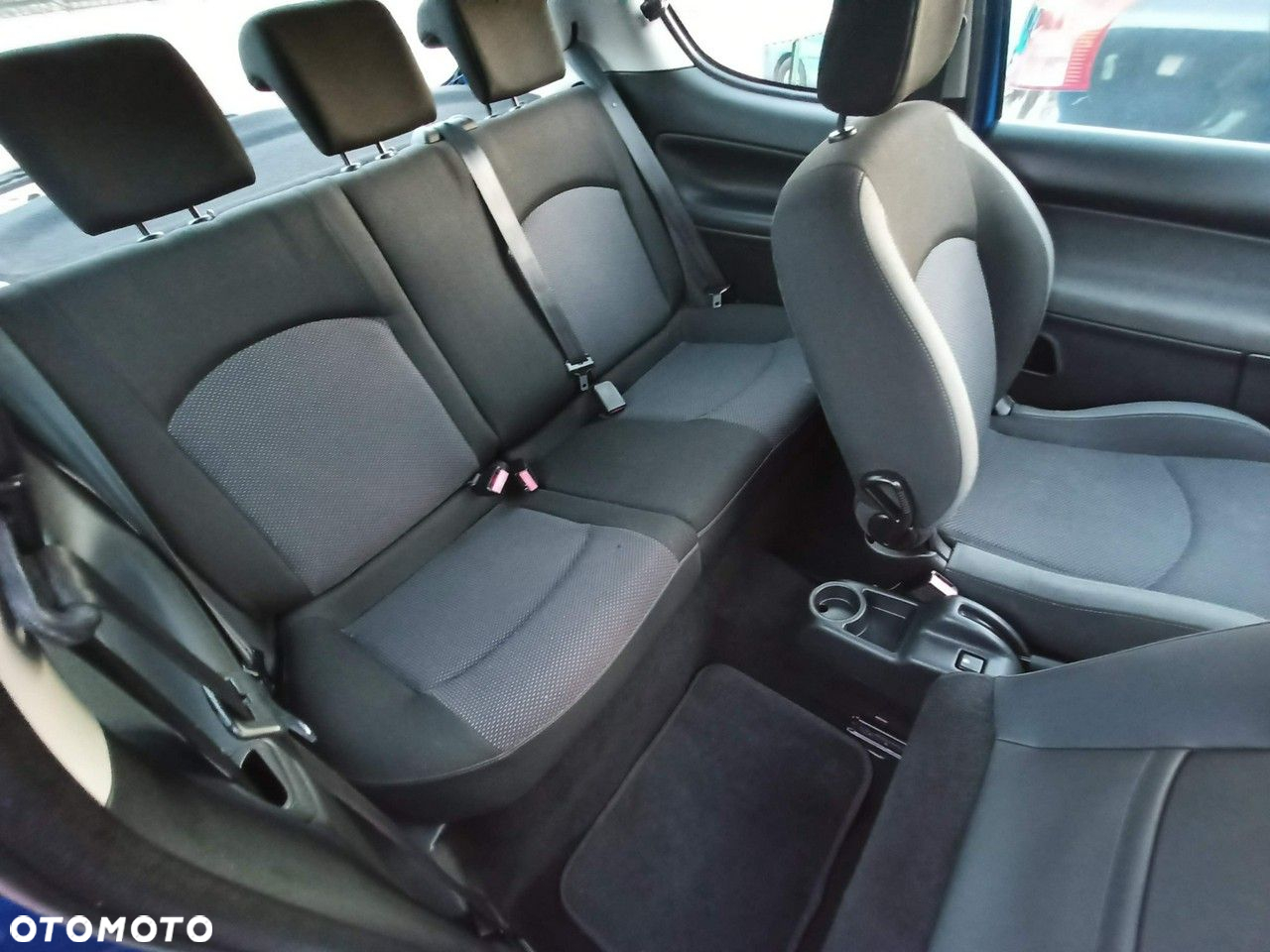 Peugeot 206 plus - 4