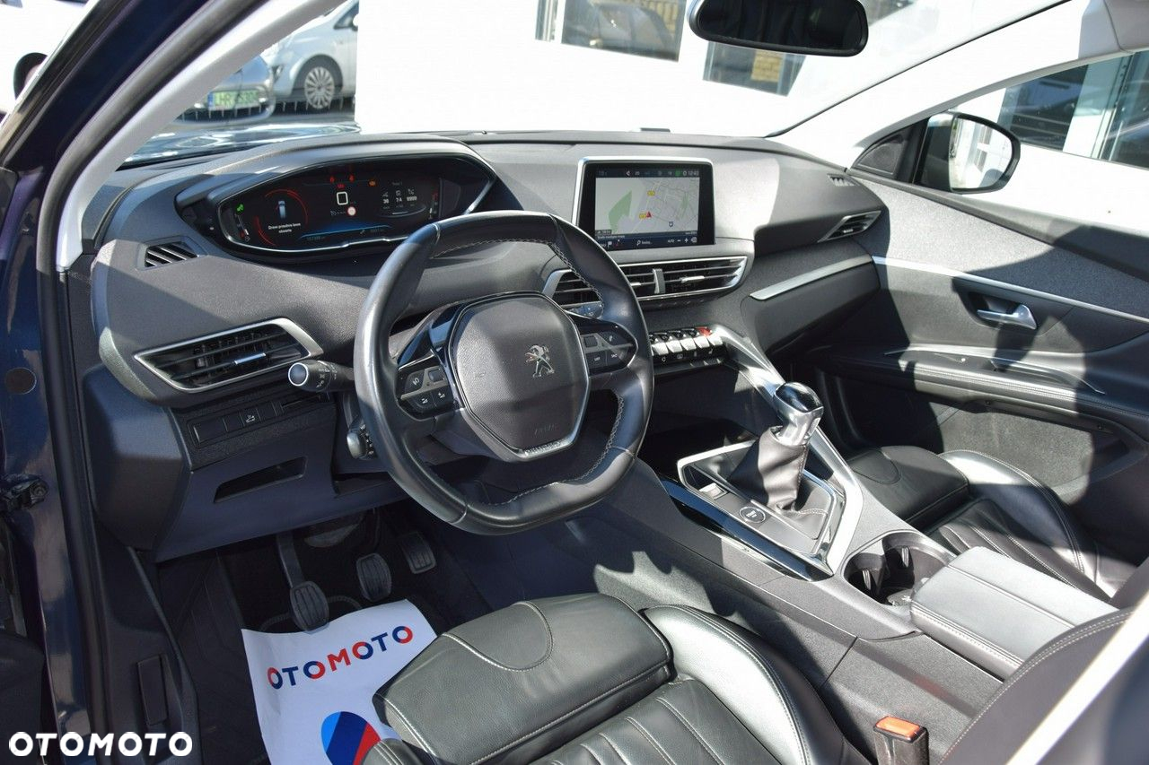 Peugeot 5008 - 19