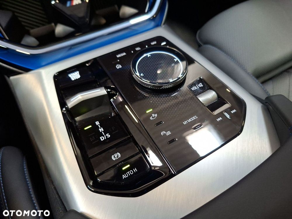 BMW X3 xDrive20d mHEV - 16