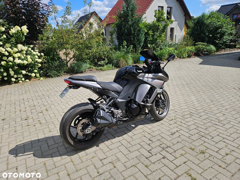 Kawasaki Ninja 1000 SX - 28