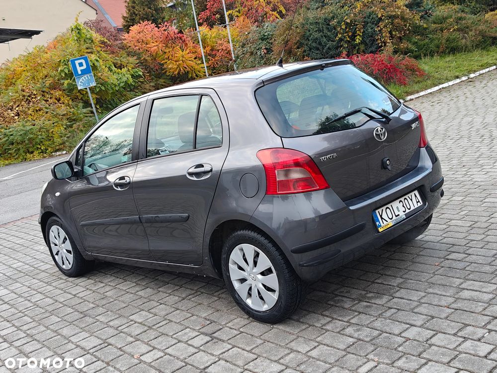 Toyota Yaris 1.3 Luna A/C - 16