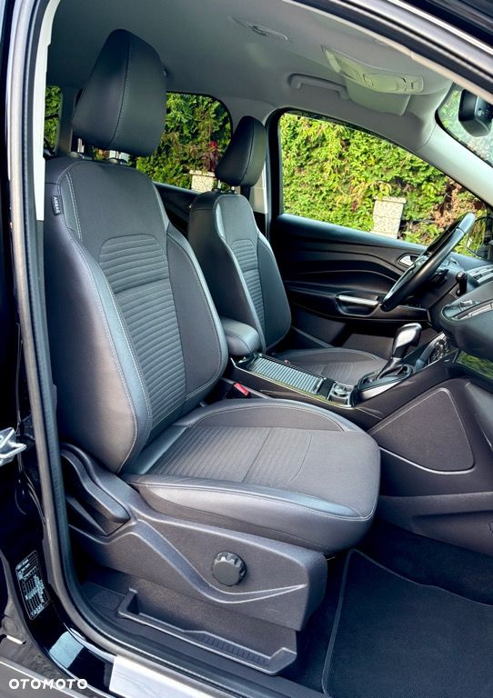 Ford Kuga 2.0 TDCi 4WD Titanium - 30