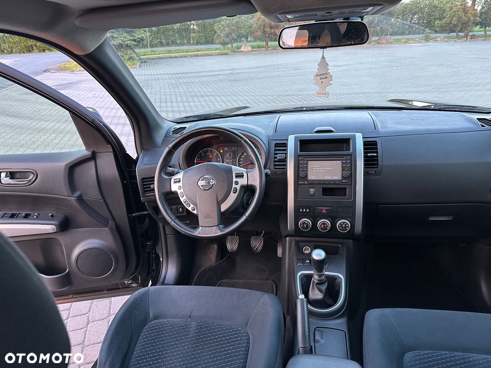 Nissan X-Trail 2.0 dCi 4x4 DPF Platinum - 21