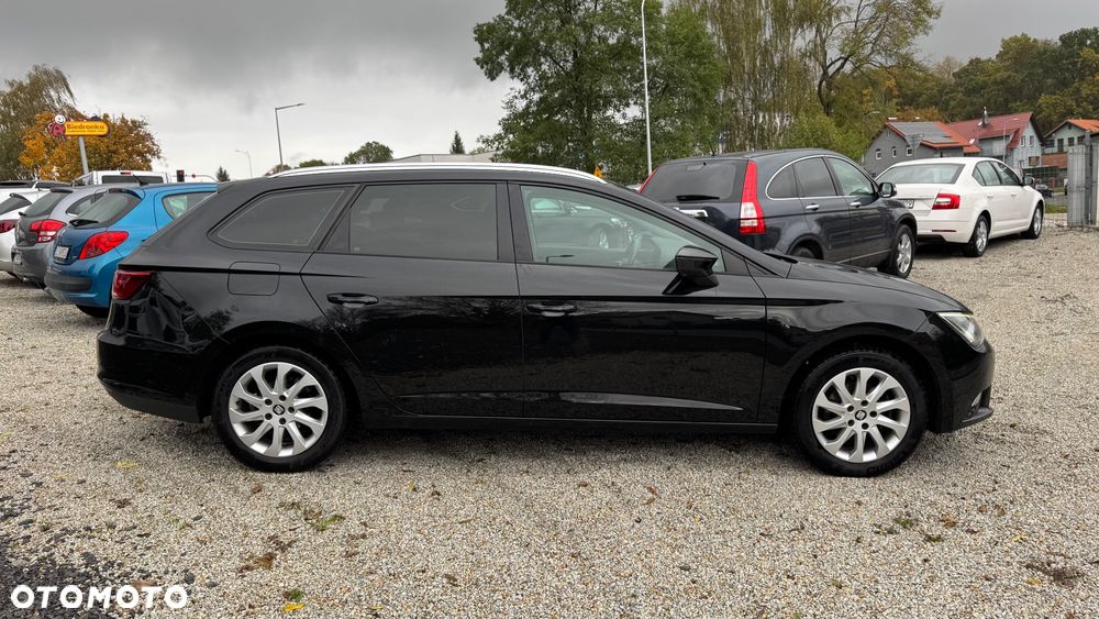 Seat Leon Sportstourer 2.0 TDI Style - 5
