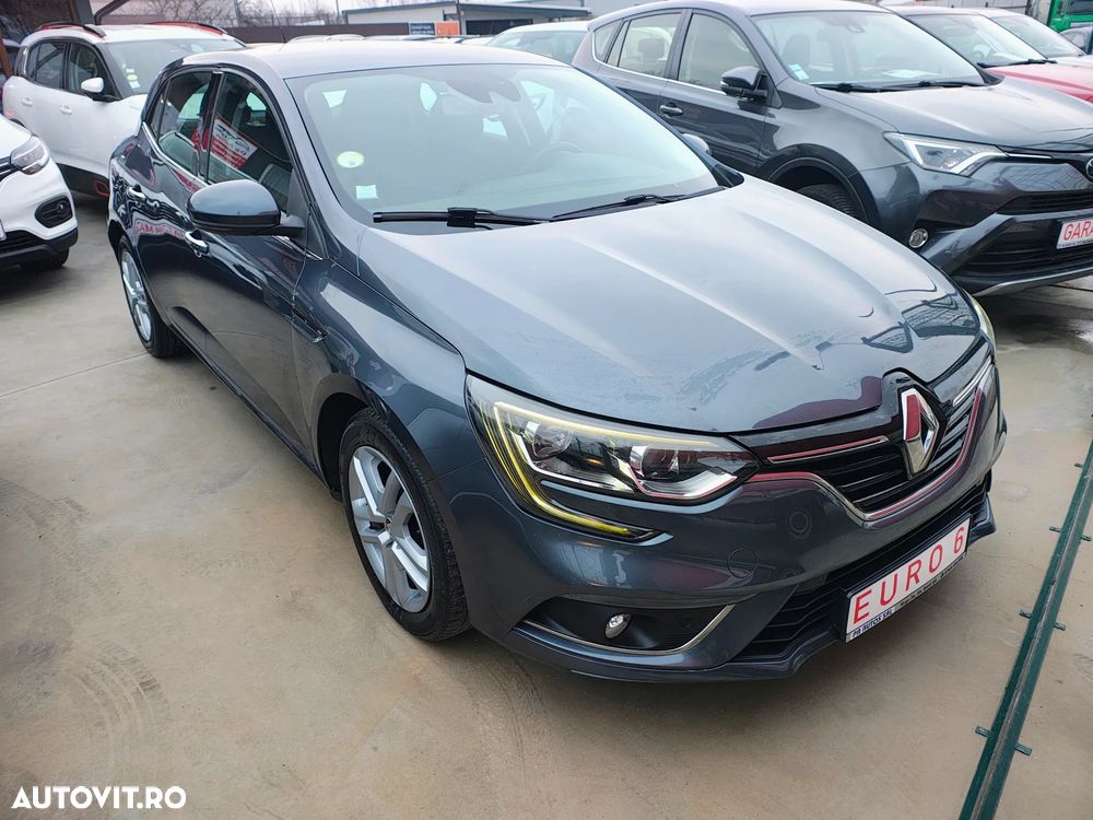 Renault Megane BLUE dCi 115 BUSINESS EDITION - 17