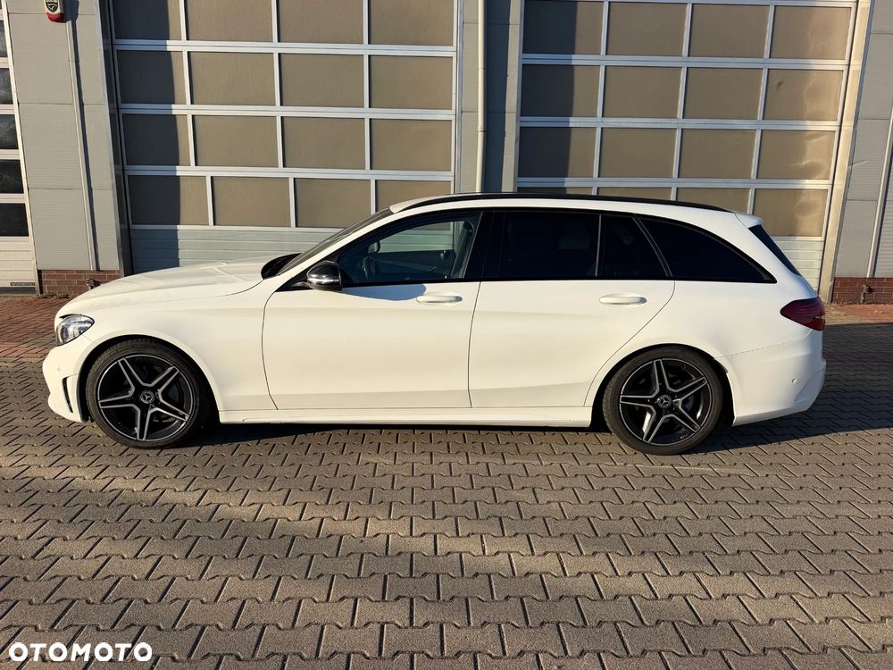 Mercedes-Benz C-Class 2019 photo 5