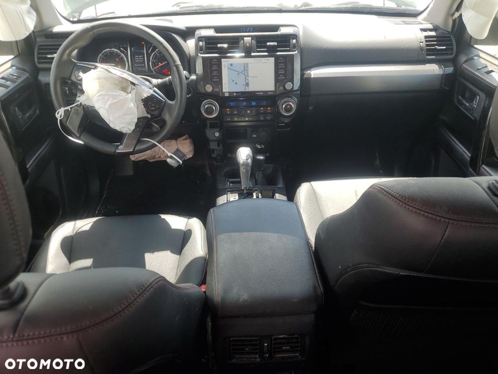 Toyota 4-Runner - 8