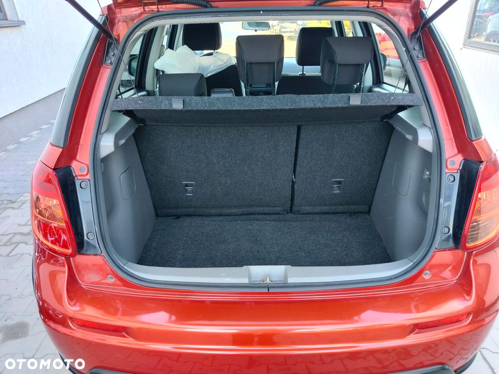 Suzuki SX4 1.6 VVT 4x2 Style - 9