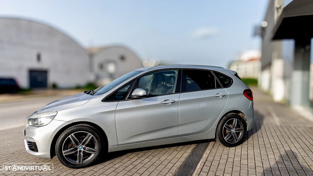 BMW 218 - 9