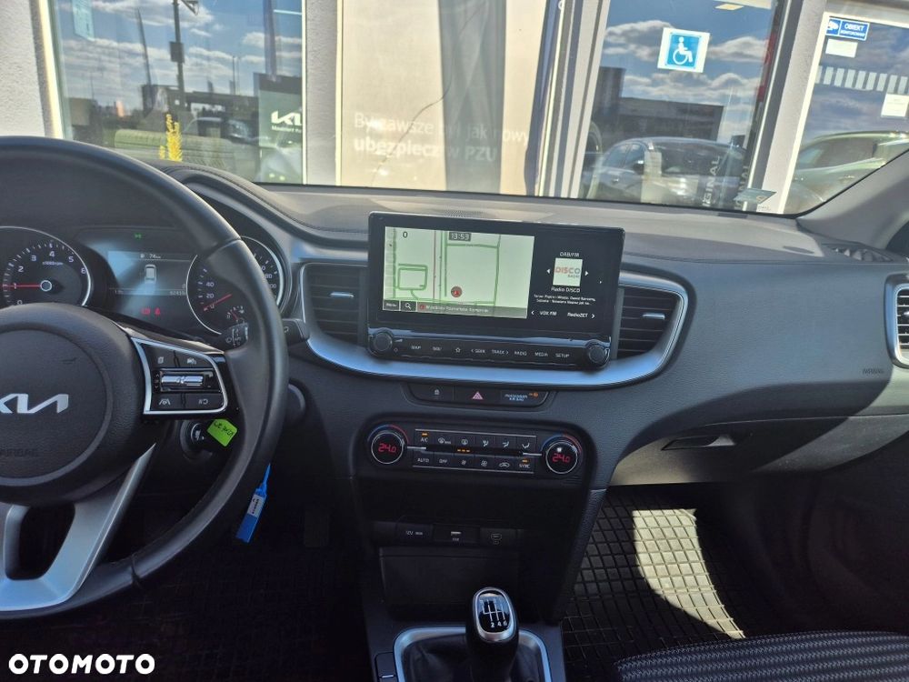 Kia Ceed 1.5 T-GDI M - 13