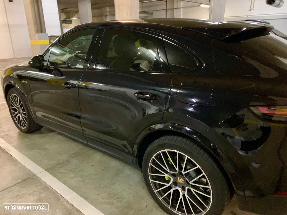 Porsche Cayenne Coupé - 2