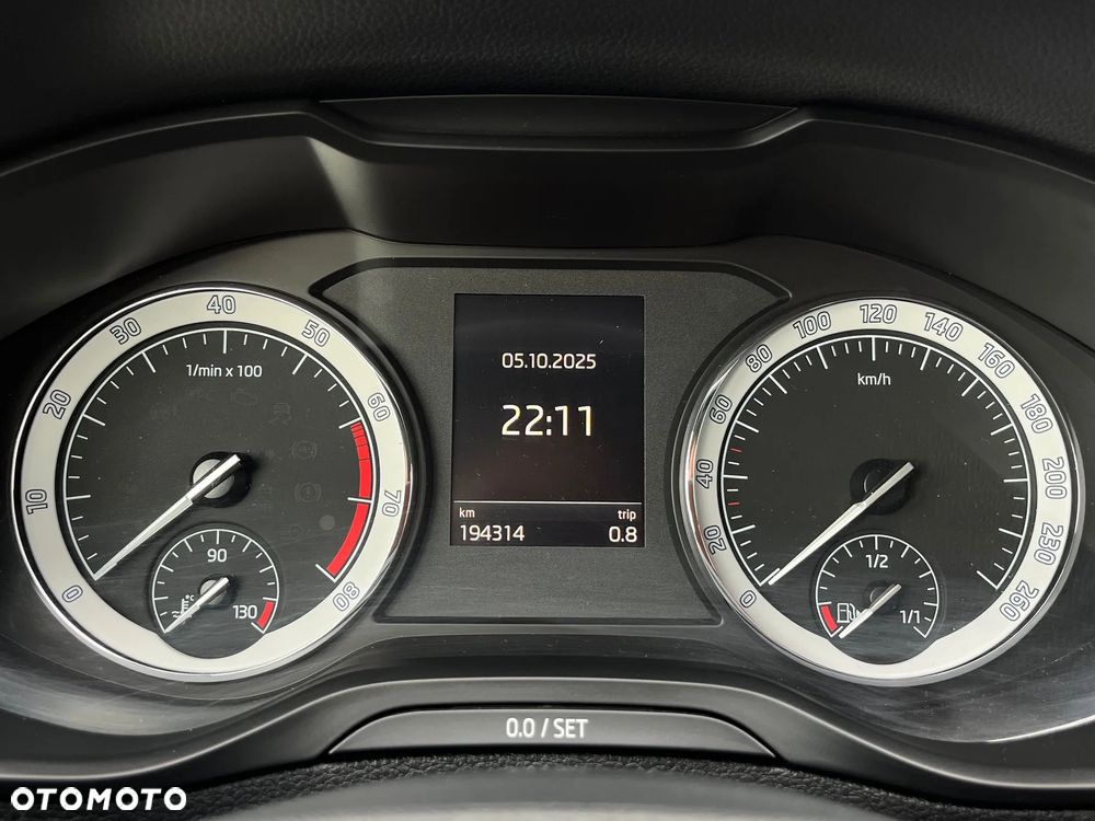 Skoda Karoq 1.5 TSI ACT 4x2 Ambition DSG - 19