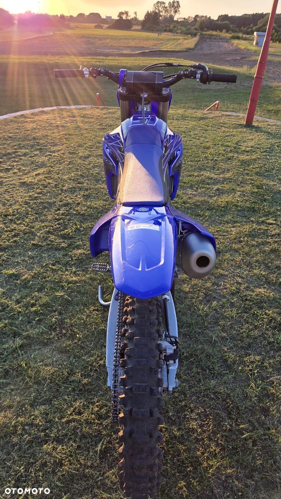 Yamaha YZ - 16