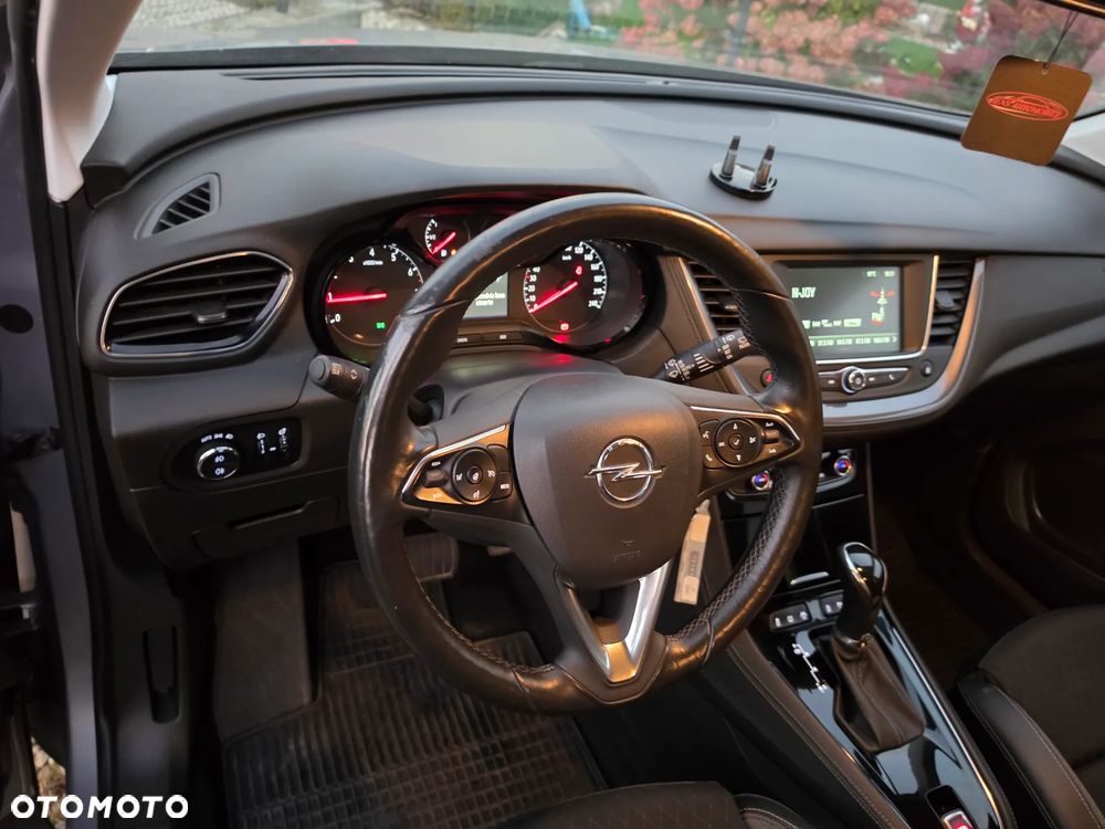 Opel Grandland X 1.2 T GPF Edition S&S - 8