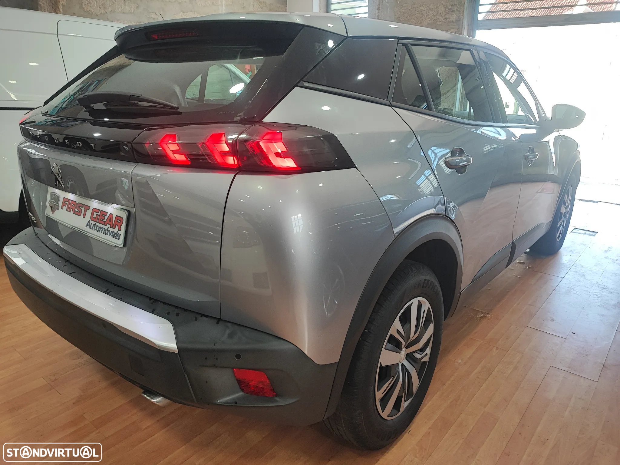 Peugeot 2008 BlueHDi 110 Active - 9