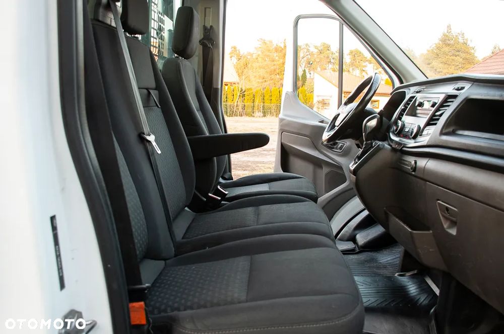Ford Transit - 19