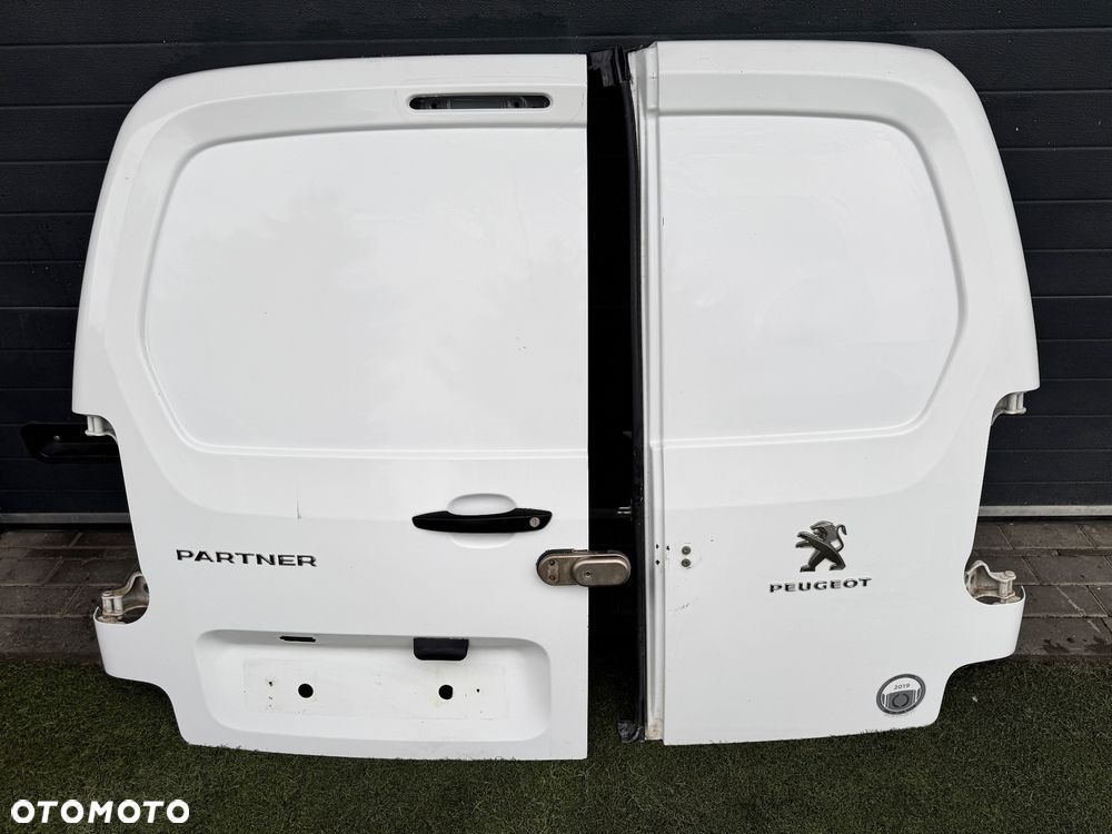 Citroen Berlingo IV Peugeot Partner drzwi tylne prawe EWP - 1