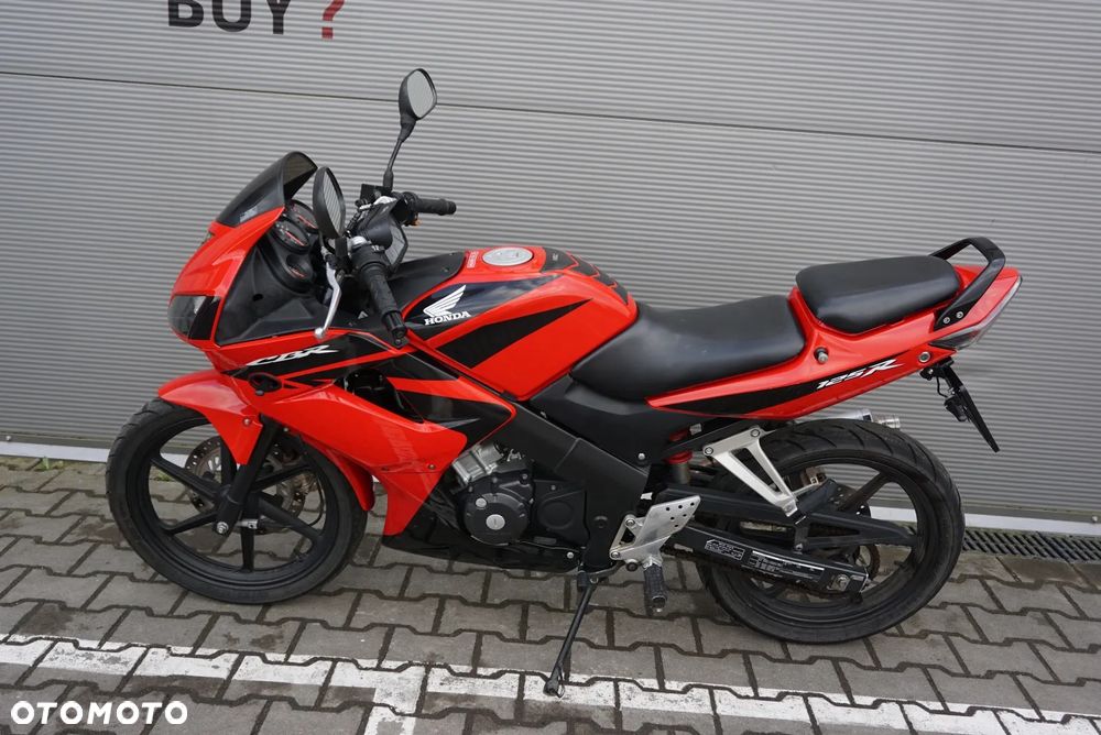 Honda CBR - 11