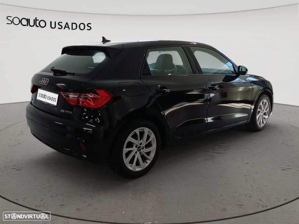 Audi Q2 - 8