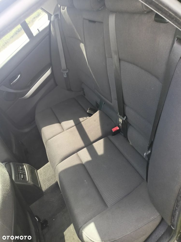 BMW Seria 3 - 15