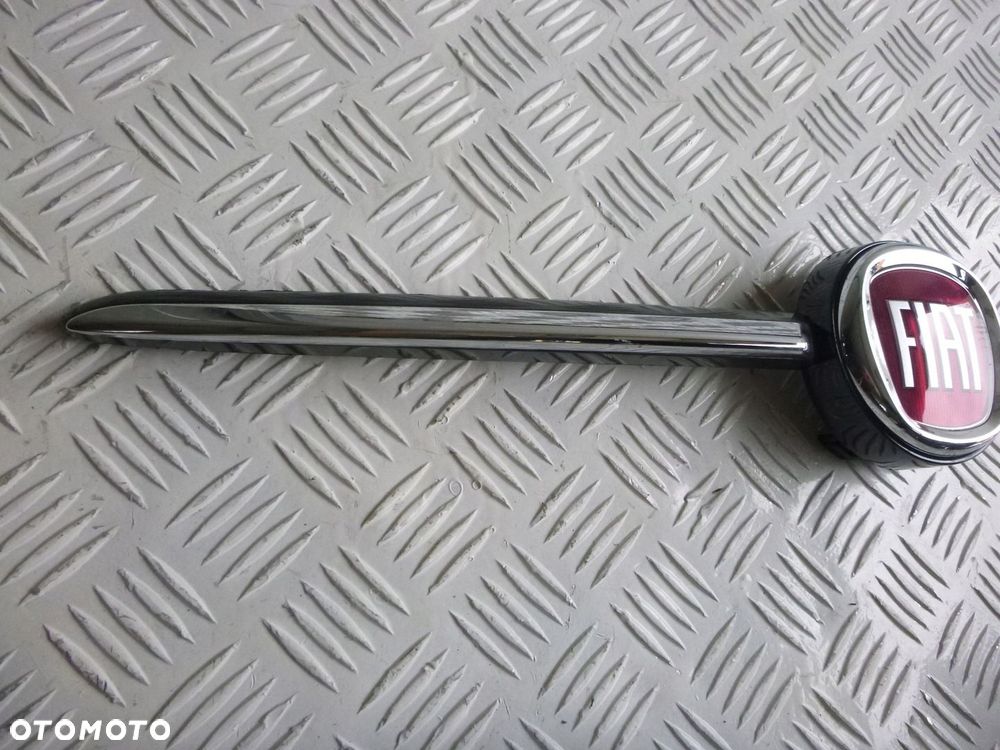 ZNACZEK LOGO FIAT 500 lift GRILL 735637413 CHROM - 4