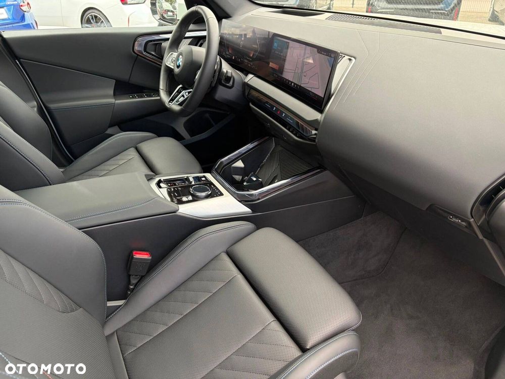BMW X3 xDrive20d mHEV - 16
