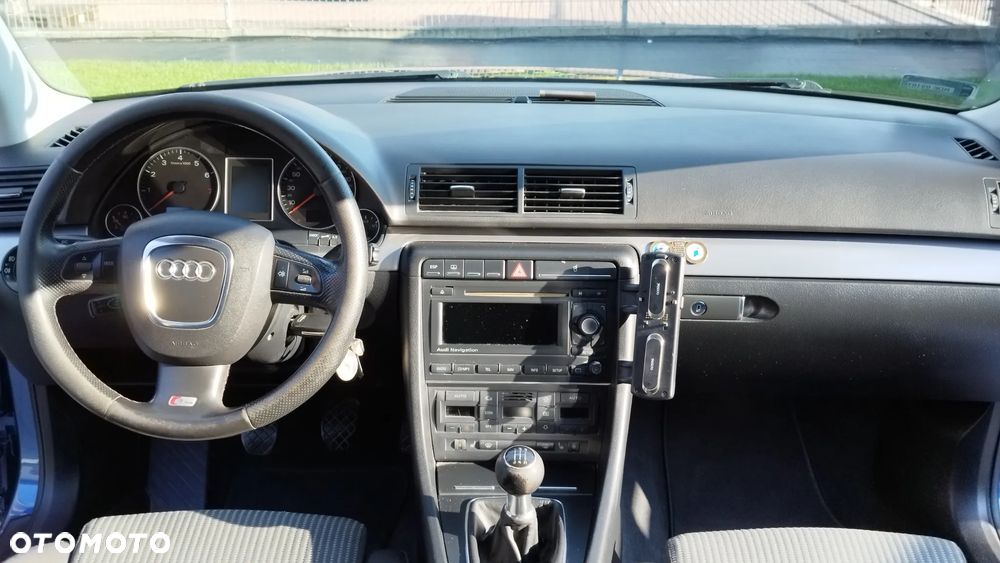 Audi A4 Limousine 1.8T - 11