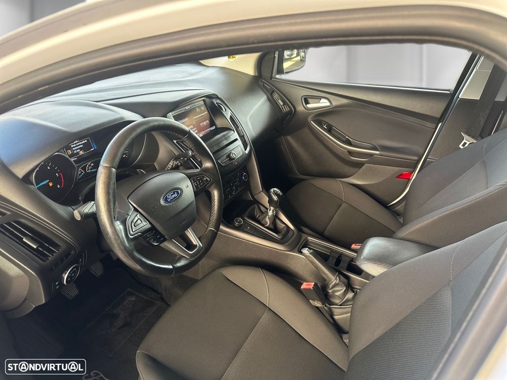 Ford Focus 1.5 TDCi Titanium ECOnetic - 5