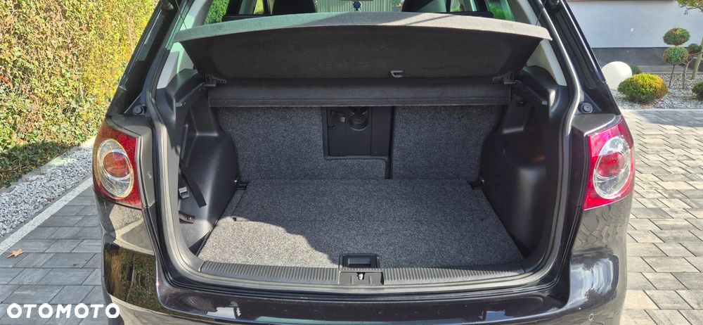 Volkswagen Golf Plus - 12