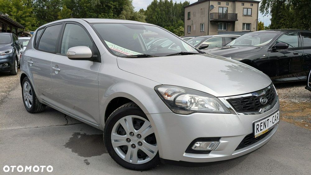Kia Ceed - 6