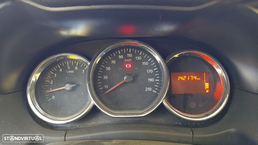 Dacia Duster 1.5 dCi Prestige - 10