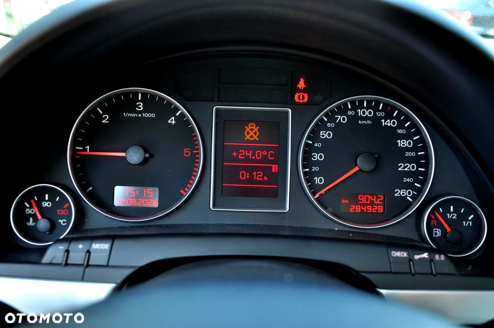Audi A4 Limousine 2.0 TDI - 24